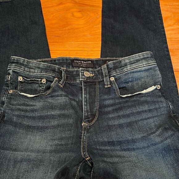 Lucky Brand Sweet Crop Jeans - Picture 3 of 14